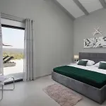 Villa Infinity